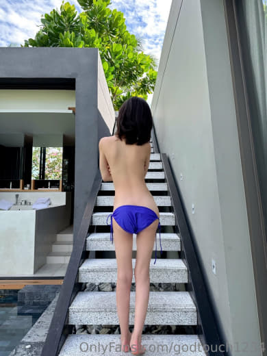 【2023-06-27】Naked foam bath video 🎥.m4v